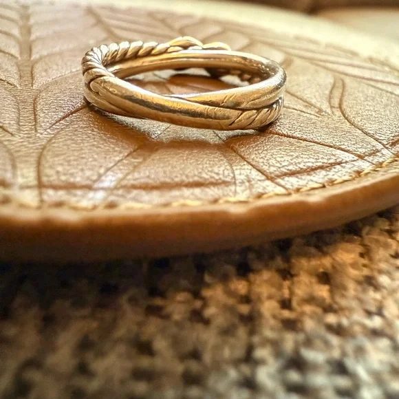 David Yurman Petite X Ring with 18k Yellow Gold - Picture 4 of 5